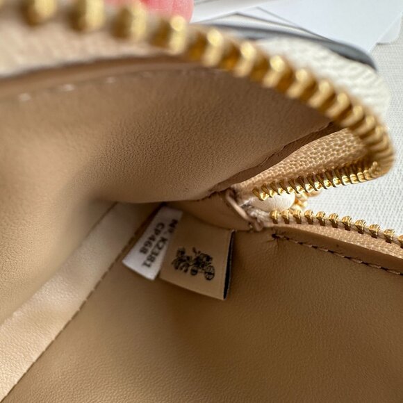 Coach Zip Card Case In Signature Canvas - Picture 5 of 14